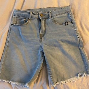 EUC Born Primitive Workout/Hangout Jorts! 😃❤️